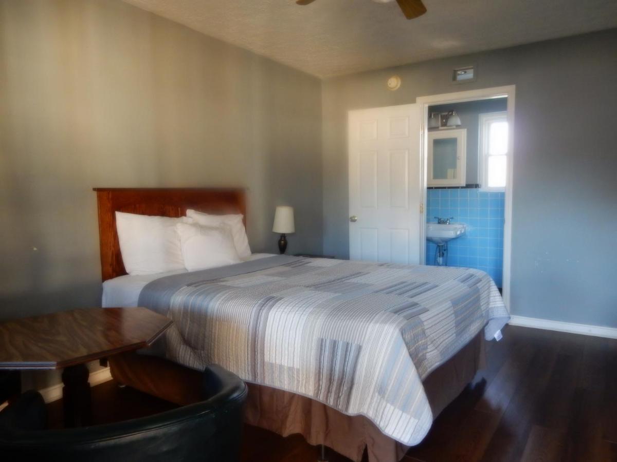 Brown'S Motel Aberdeen Екстер'єр фото